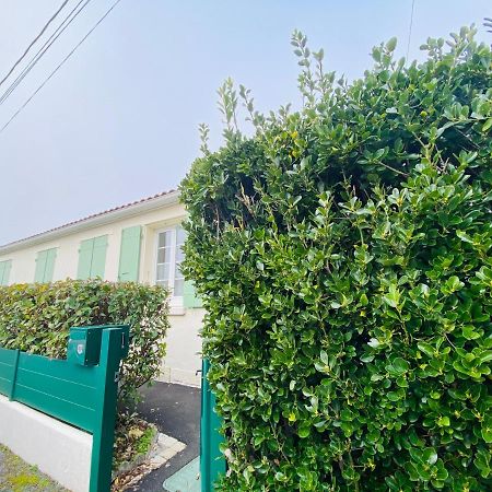Maison De Campagne Chez Trabou Et Loulou 20 Min De La Rochelle Aigrefeuille-d'Aunis Exterior photo