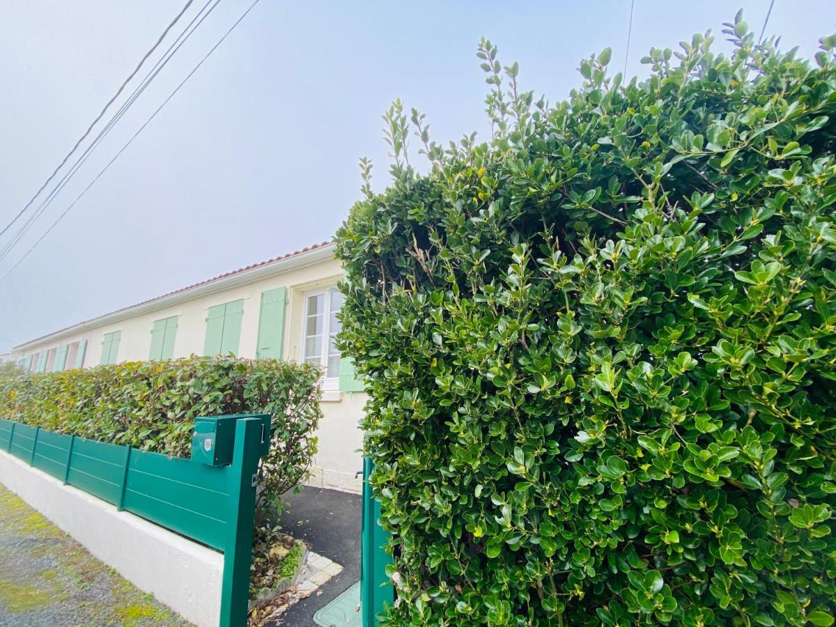 Maison De Campagne Chez Trabou Et Loulou 20 Min De La Rochelle Aigrefeuille-d'Aunis Exterior photo